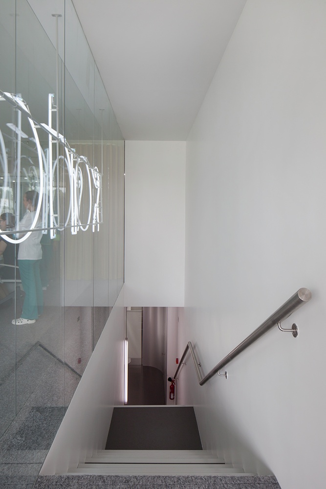 葡萄牙牙科诊所设计 | 个性化的医疗环境-47