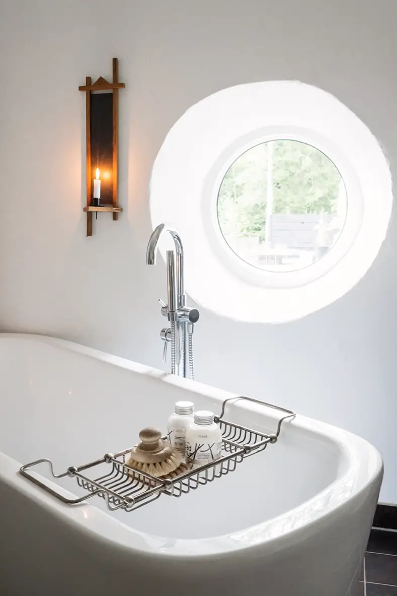 瑞典古老铸铁厂变身独特民宿-25