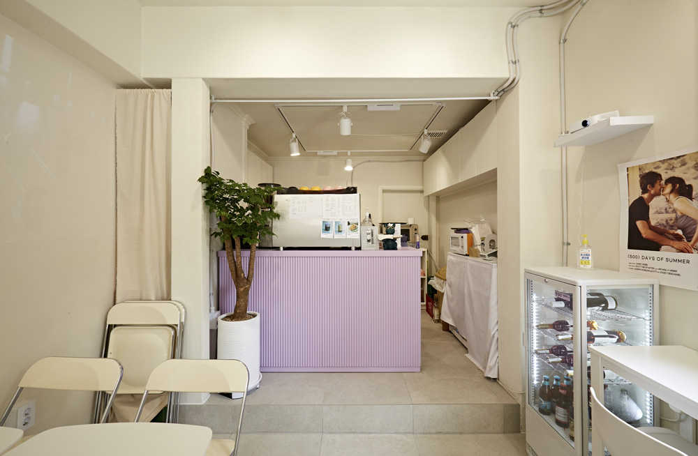 简约白色咖啡厅 | 8 平米的小空间，大设计-5