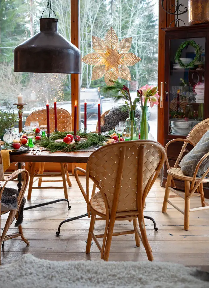 瑞典森林小屋的圣诞装饰设计-2