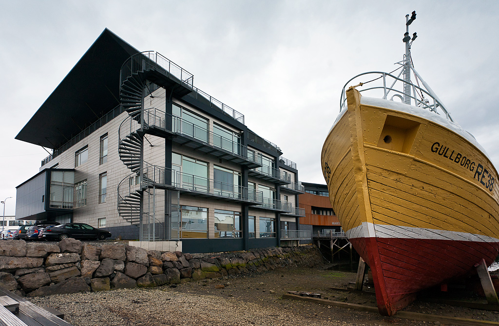 变废为宝的冰岛老工厂改造-10