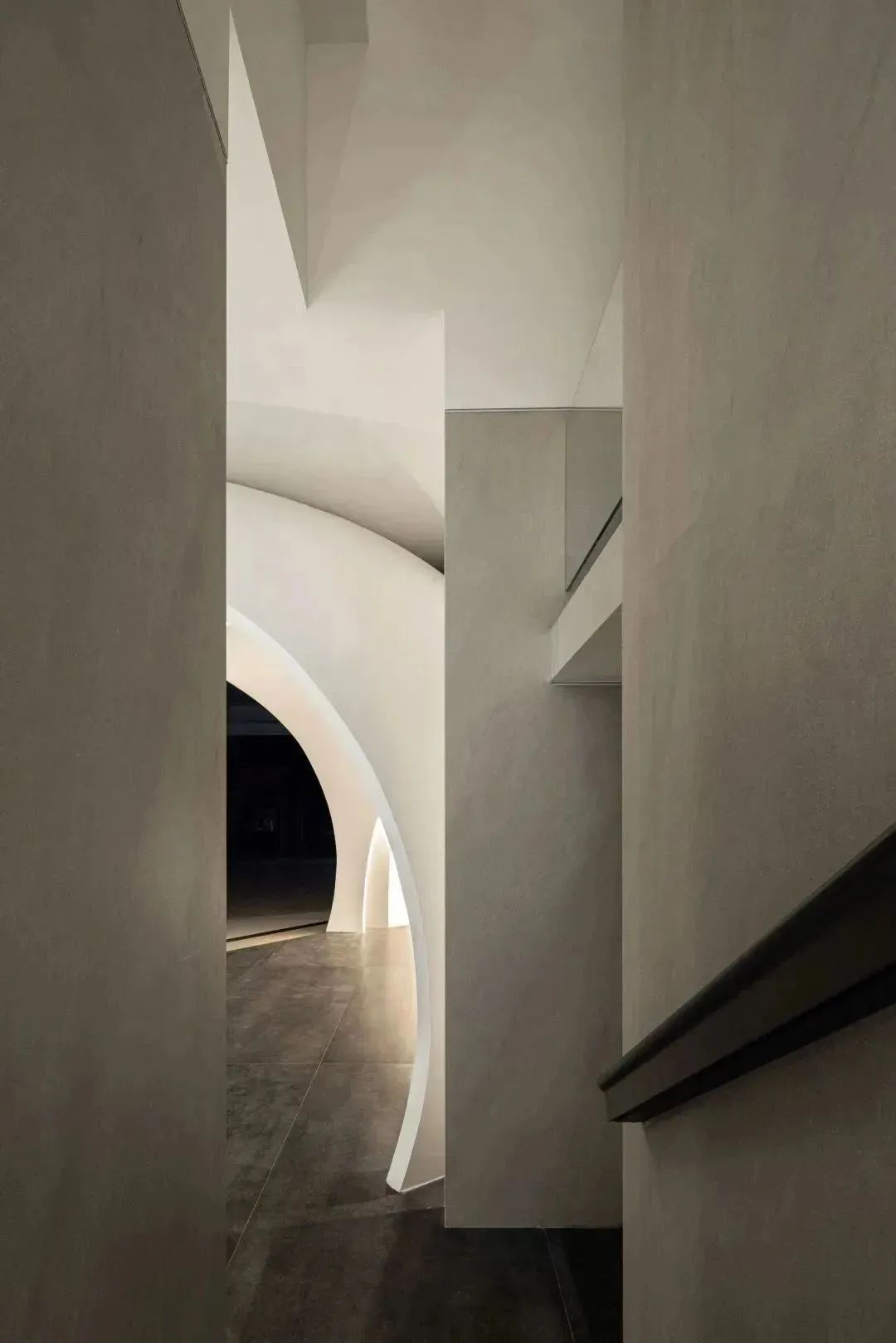 首发 x 本森空间设计 | 融合与展示：ULTRA奥卓斯&ING+照明联合展厅-10