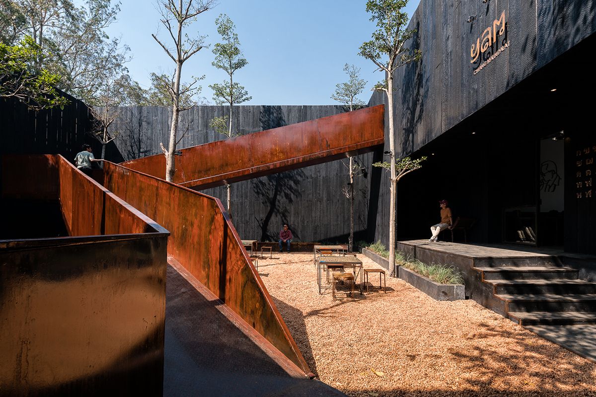 山餐厅 或 雅姆餐厅 或 亚姆餐厅-111