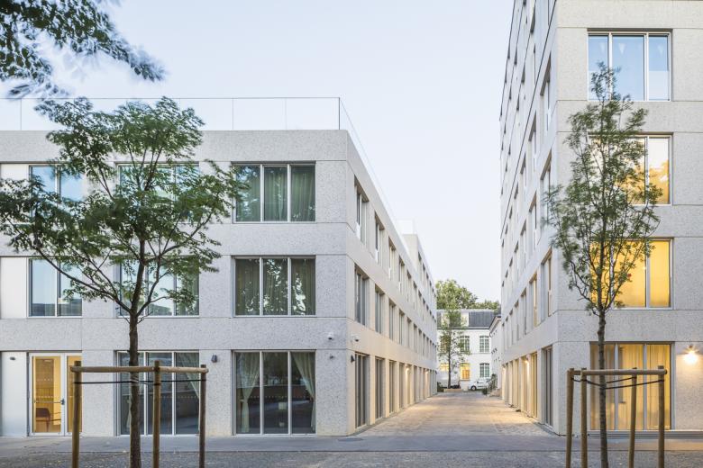 Atelier Zündel Cristea丨Health equipment, housing 100 rooms, teaching and offices丨法國-0