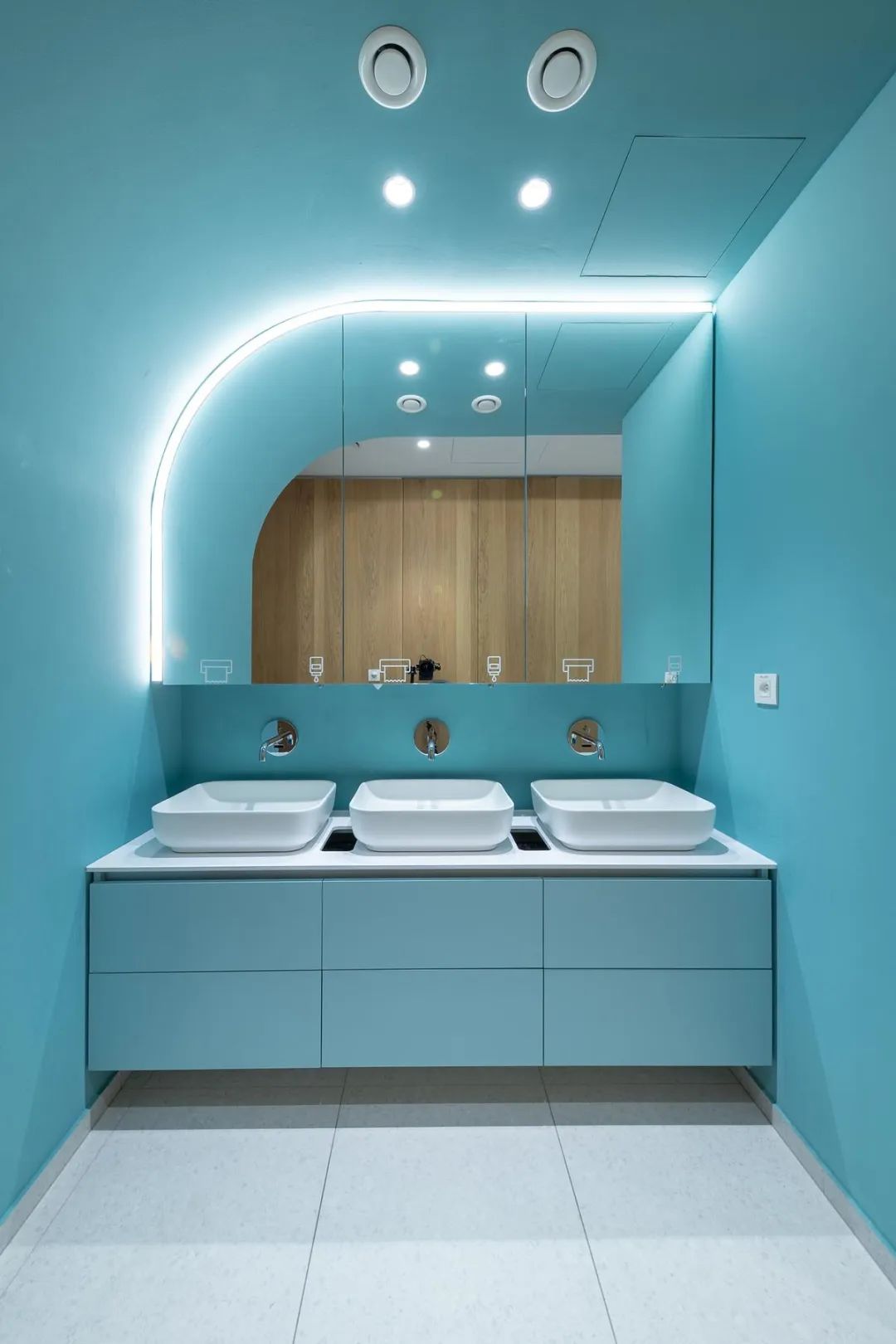 瑞士KISTLER打造居家感办公空间丨斯洛伐克布拉迪斯拉发丨Zeit Architect-43