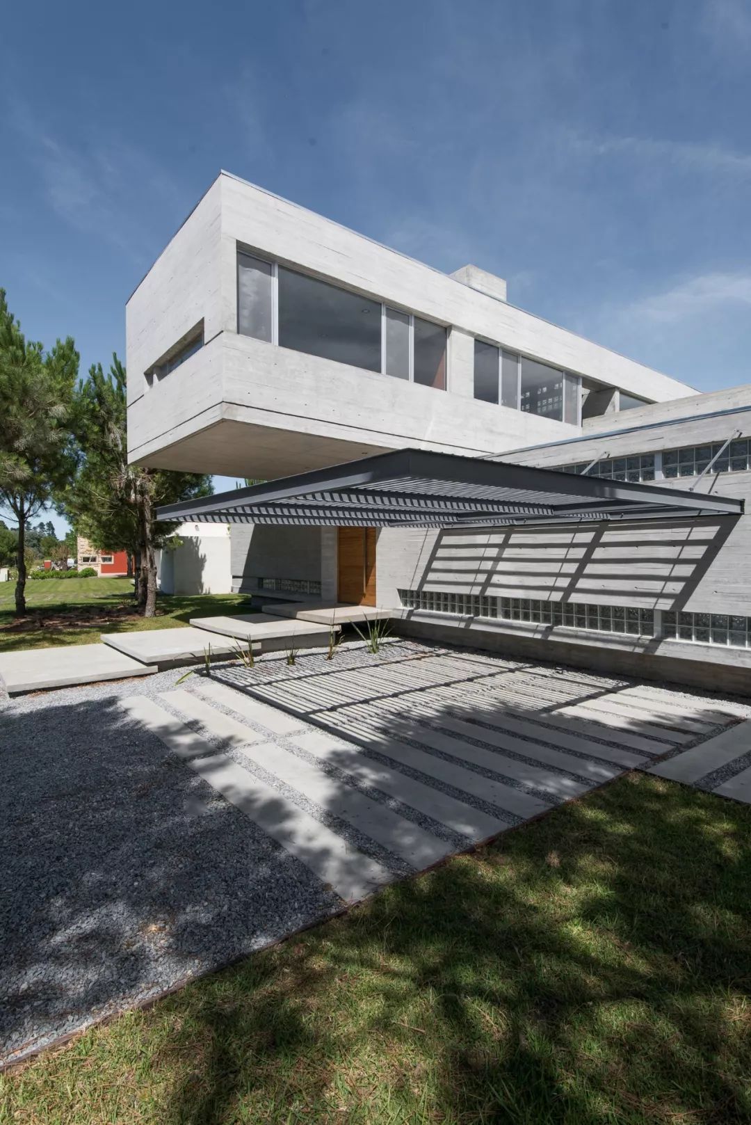 Galera 建筑工作室 | 光、空间与形式的平衡探索-32