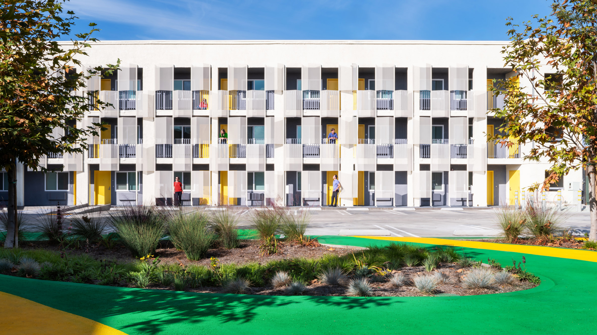 洛杉矶东康普顿汽车旅馆改永久性住房项目丨美国洛杉矶丨Kadre Architects-0