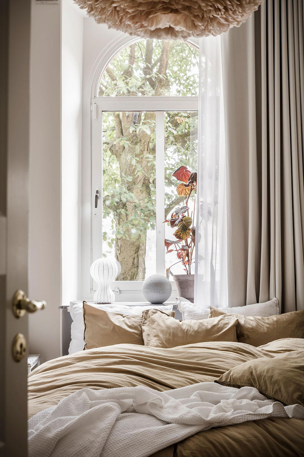 瑞典 36㎡小公寓 | 拱窗设计点石成金-21