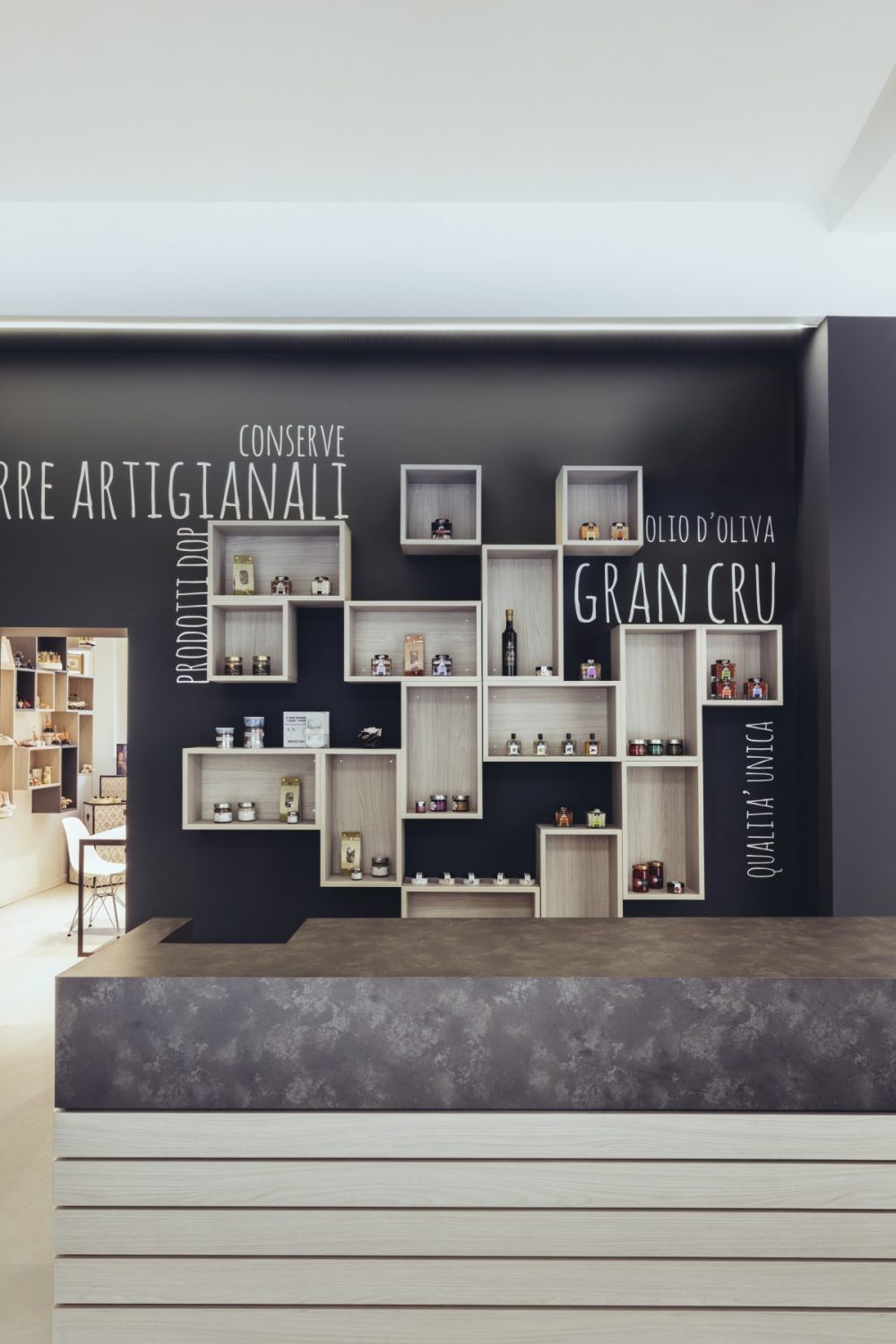 Dodici Dodici 食品精品店 | 现代简约风格打造美食空间-6