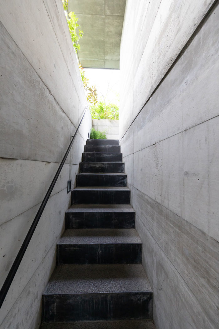 外に閉じ中に開く緑の家緑道の緑と一体化したRC造の立体庭園 | Green | 100%LiFE-2