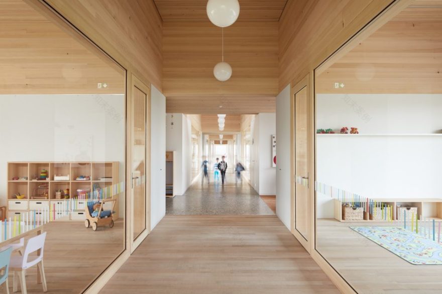奥地利 Entenbach 幼儿园 | 木结构被动房,Bernardo Bader Architekten 设计-4