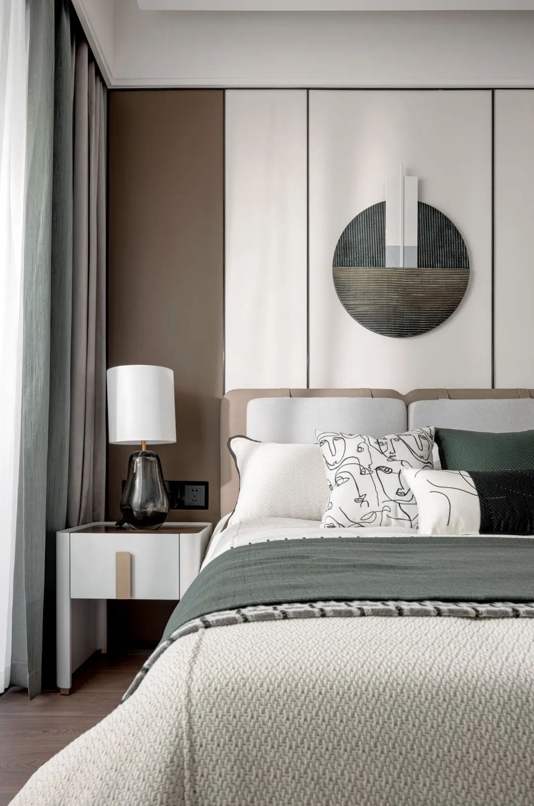 自贡绿地跨贸港项目 6# 地块 105 户型丨中国重庆丨庞一飞,杨万煜,贾浩卓,陈乾宇-32