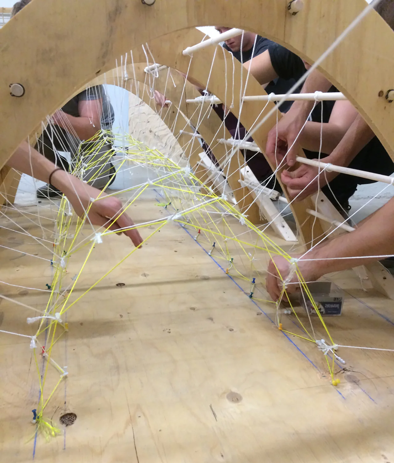 法布里加米（若该词有特定、专业内涵且此翻译不准确，可提供更多背景信息以便更精准翻译） 丨加拿大温尼伯丨麻省理工学院数字结构实验室,布鲁塞尔自由大学AE实验室等-11