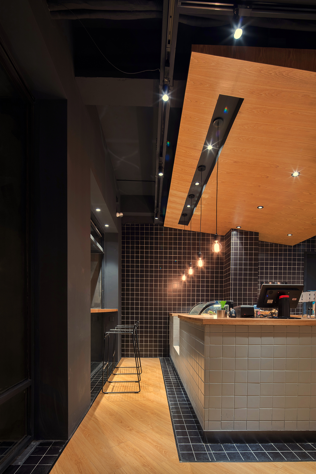 杭州上城区罗德轻食餐厅，百平米精致空间-19