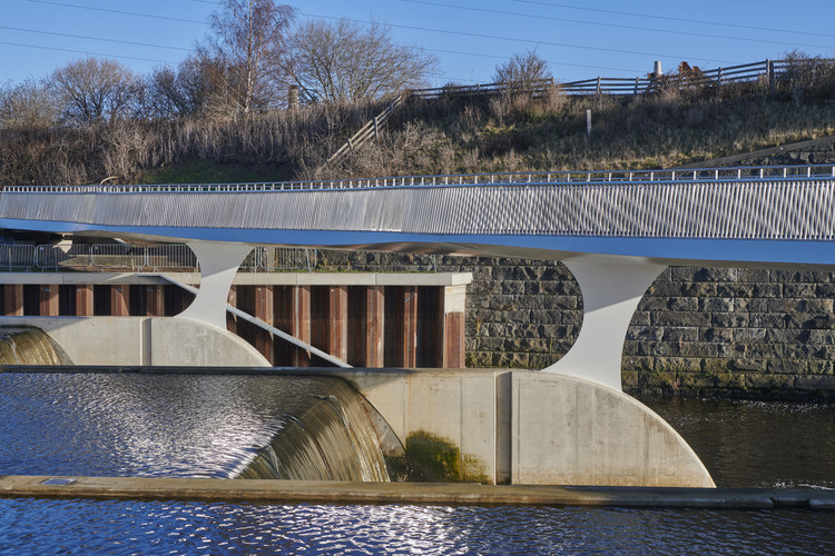 Knostrop Weir Foot - Cycle Bridge  Knight Architects-18