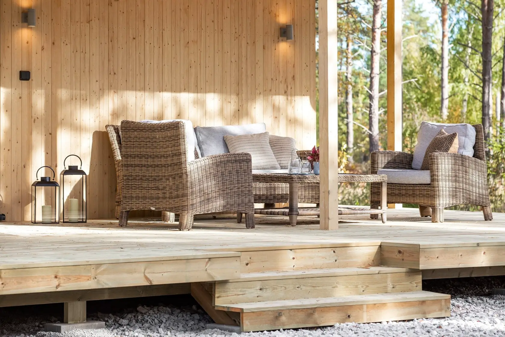 北欧简约风木质海滨别墅-17