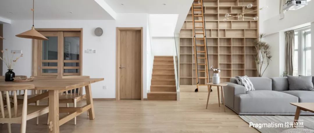 成都 300 平米跃层私宅设计，功能强大且明亮简洁-33