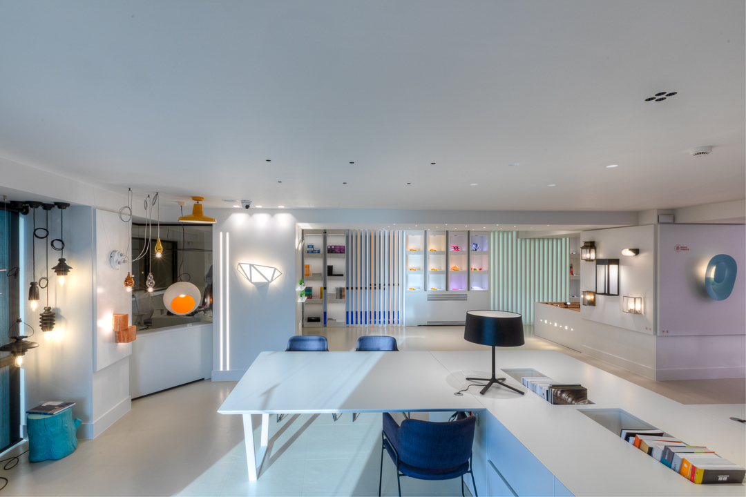 金比例集体建筑 · 灯光展示空间-51