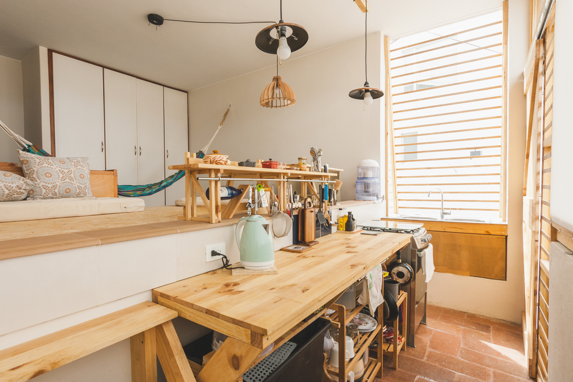 House in a Corridor / ESEcolectivo Arquitectos-9