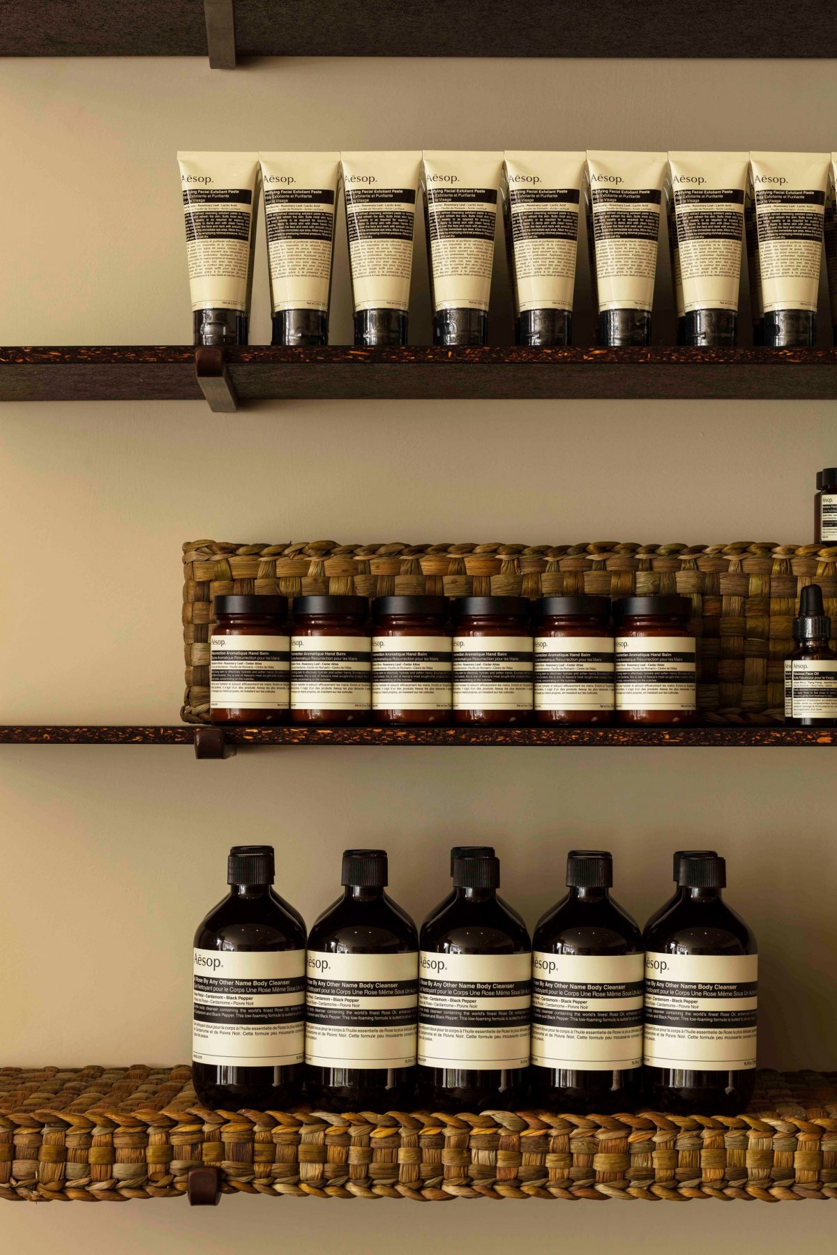 英国剑桥 Aesop 商店丨London design studio JamesPlumb-14