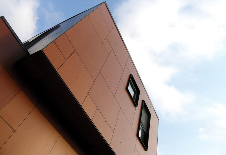 sustainable waterfront house-5