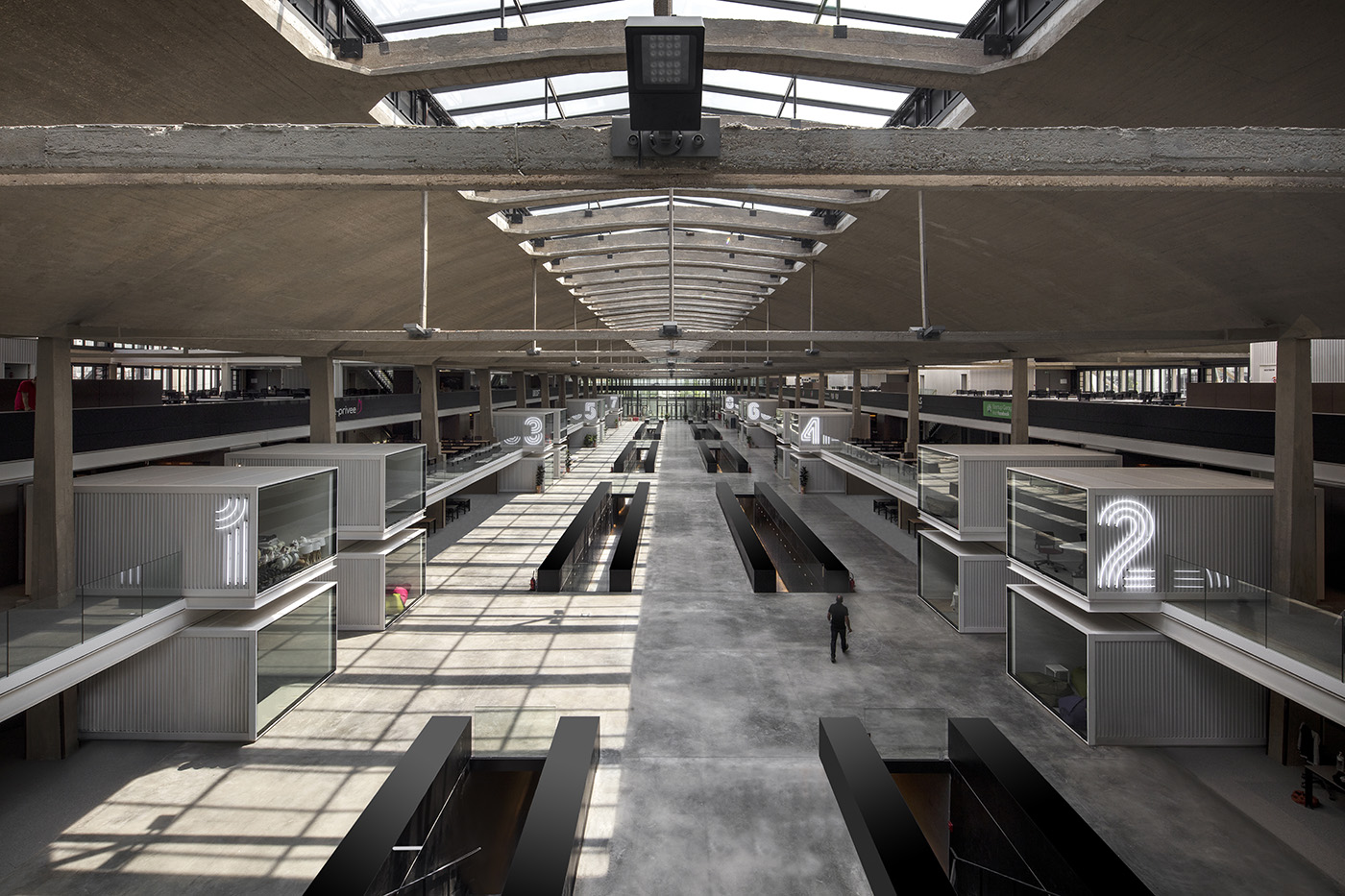 巴黎复古仓库变身创新孵化器—— Station F 办公空间设计-54