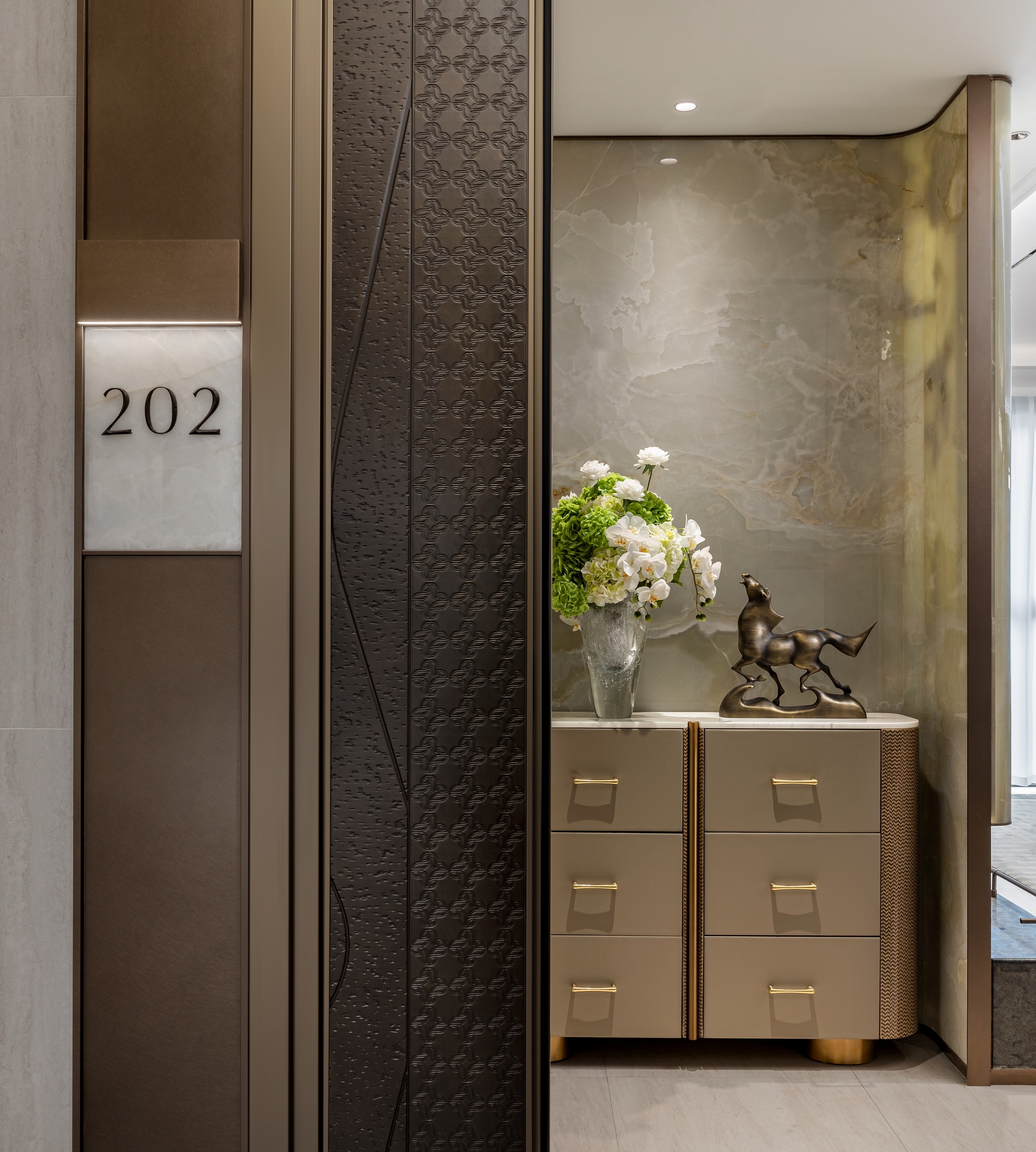 卓瑞地产·悦麓华著160㎡样板间丨中国芜湖丨深圳市伊派室内设计有限公司-2