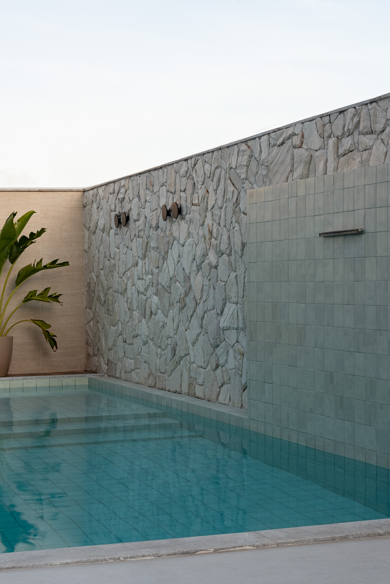 CASA EM CONDOMINIO-13