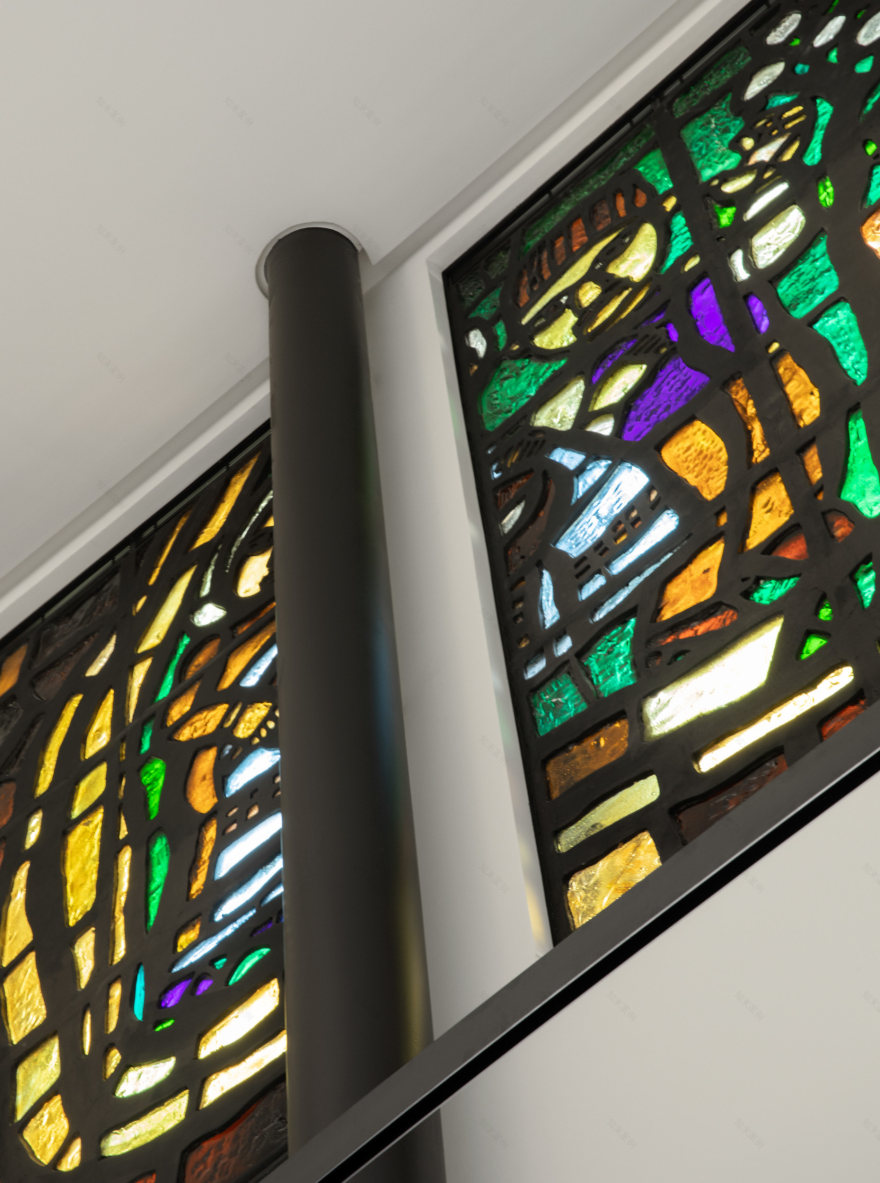 MRIIA 之家
注:由于MRIIA不是常见词汇,不清楚其确切含义,这里按照原文保留其形式进行翻译 丨乌克兰基辅丨MAKHNO Studio和Illia Tovstonog-79