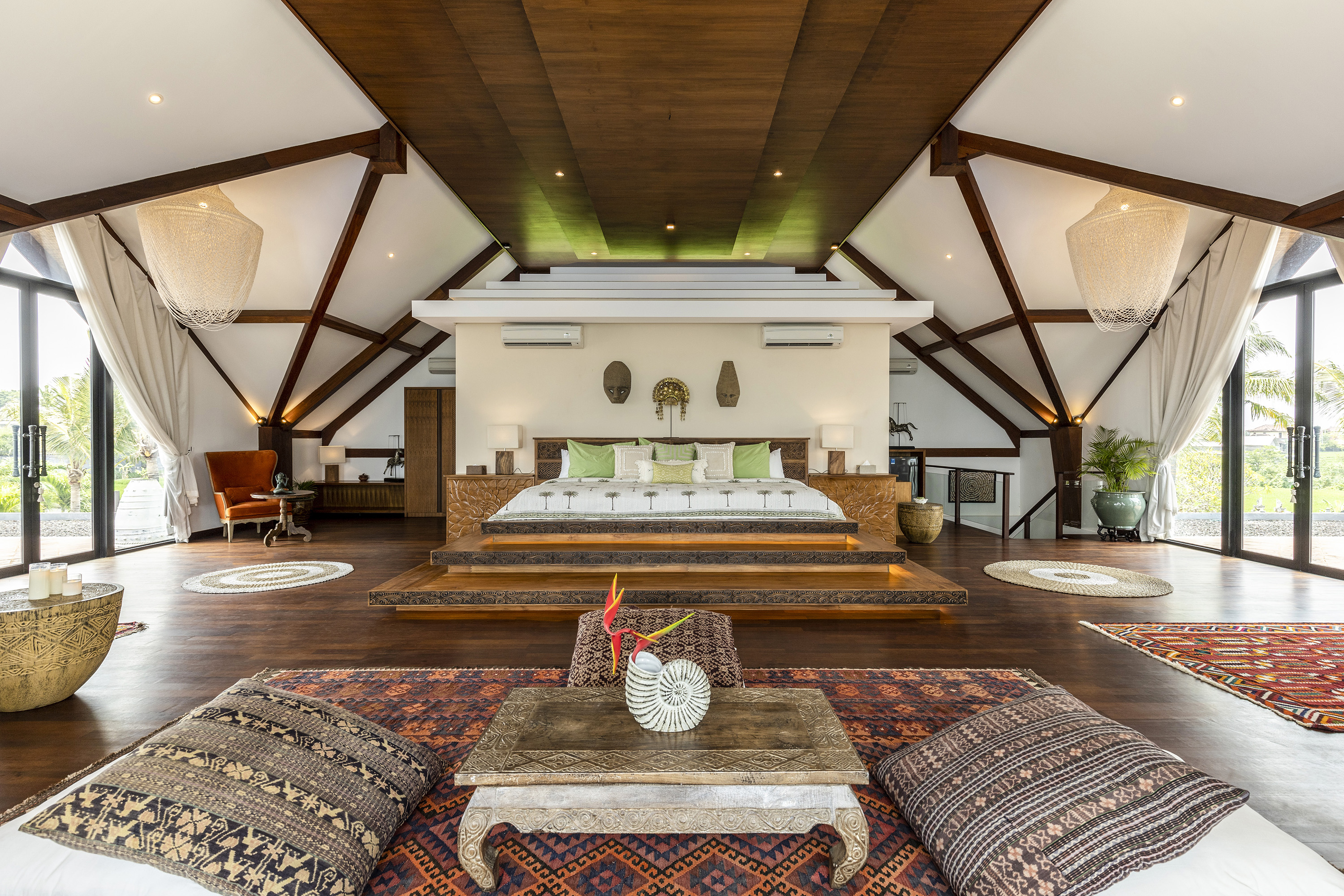 Tirthabayu Estate Honeymoon Suite-0