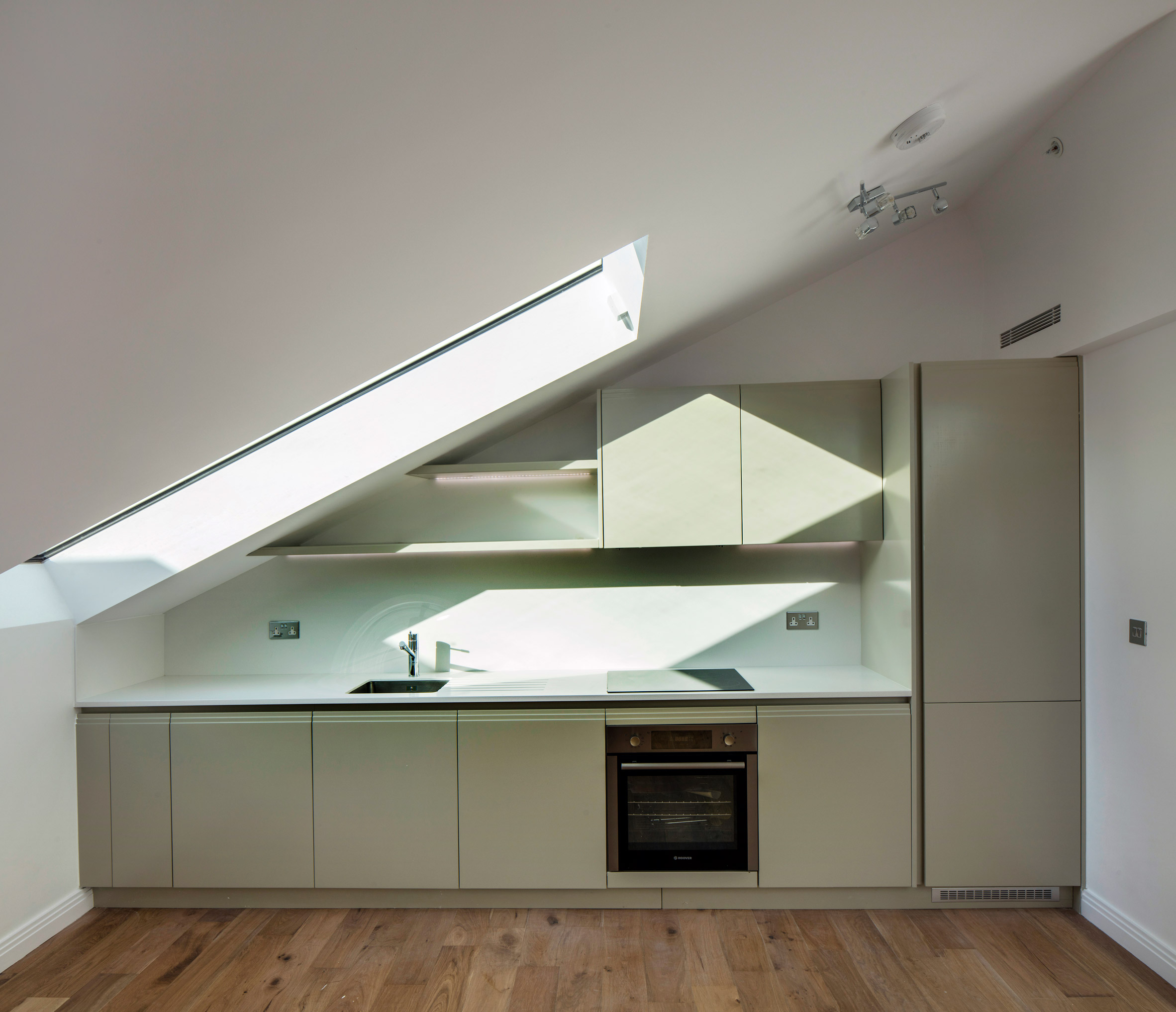 Interrobang converts London's landmark Hoover Building into apartments-14