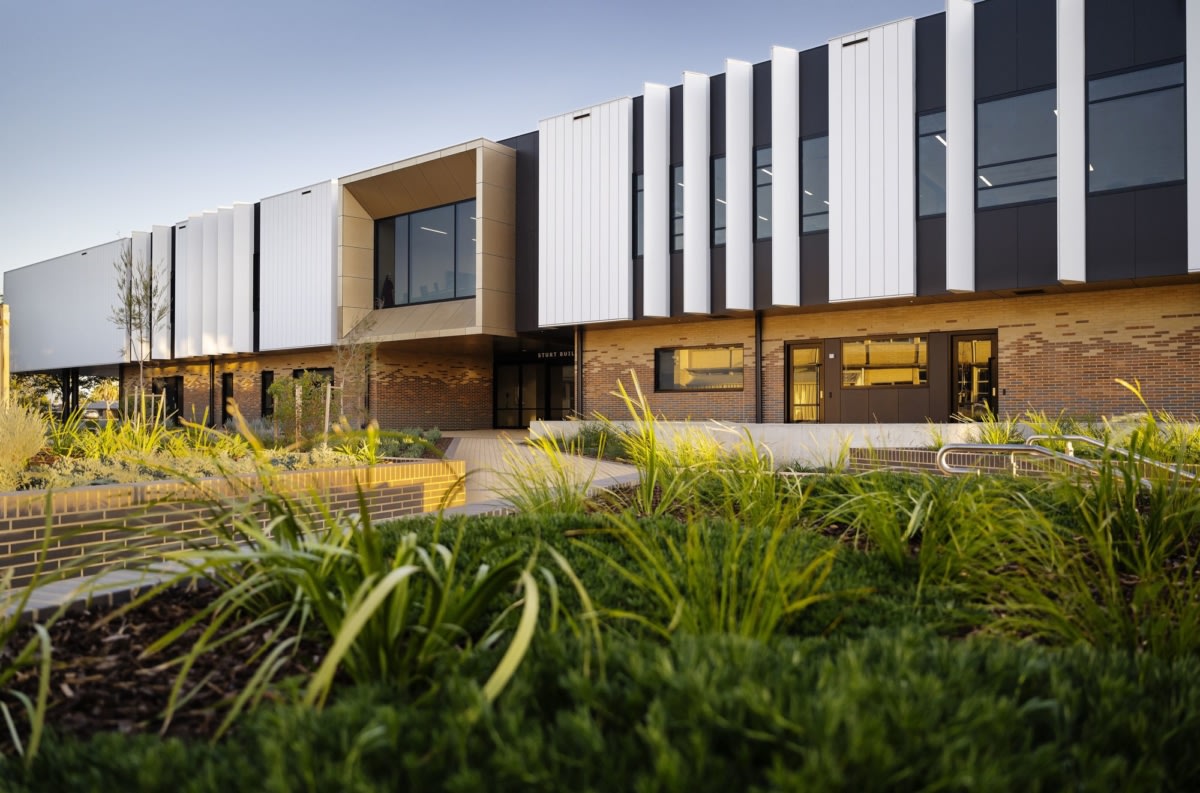 Cox Architecture 打造澳大利亚 Murray Bridge High School 独特校园景观-12