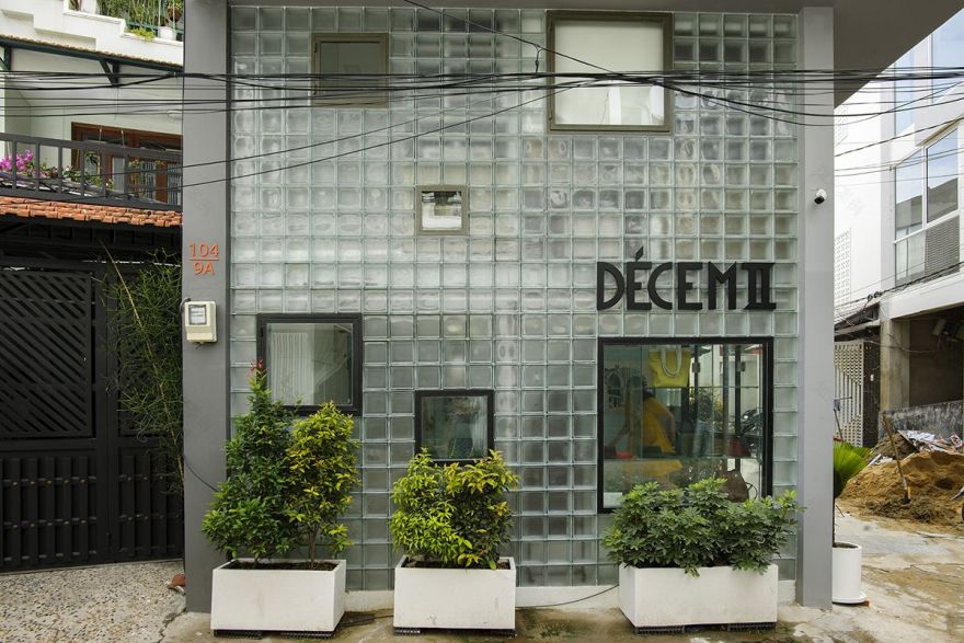 18 平米“玻璃屋”的逆袭 | 集居住、展示、租赁多功能合一-3