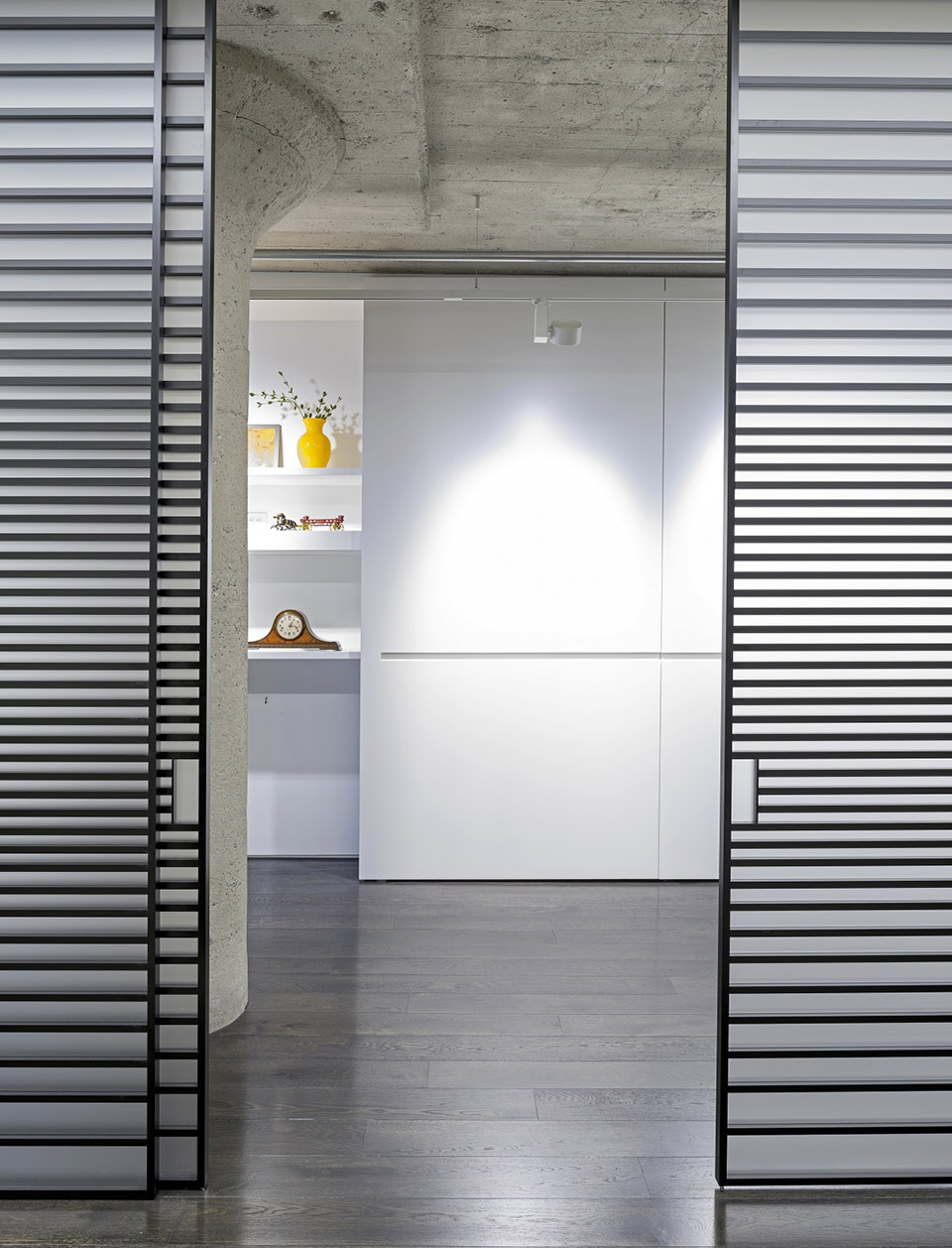 旧金山二街 Loft 公寓 | 简约现代的工业风空间-12