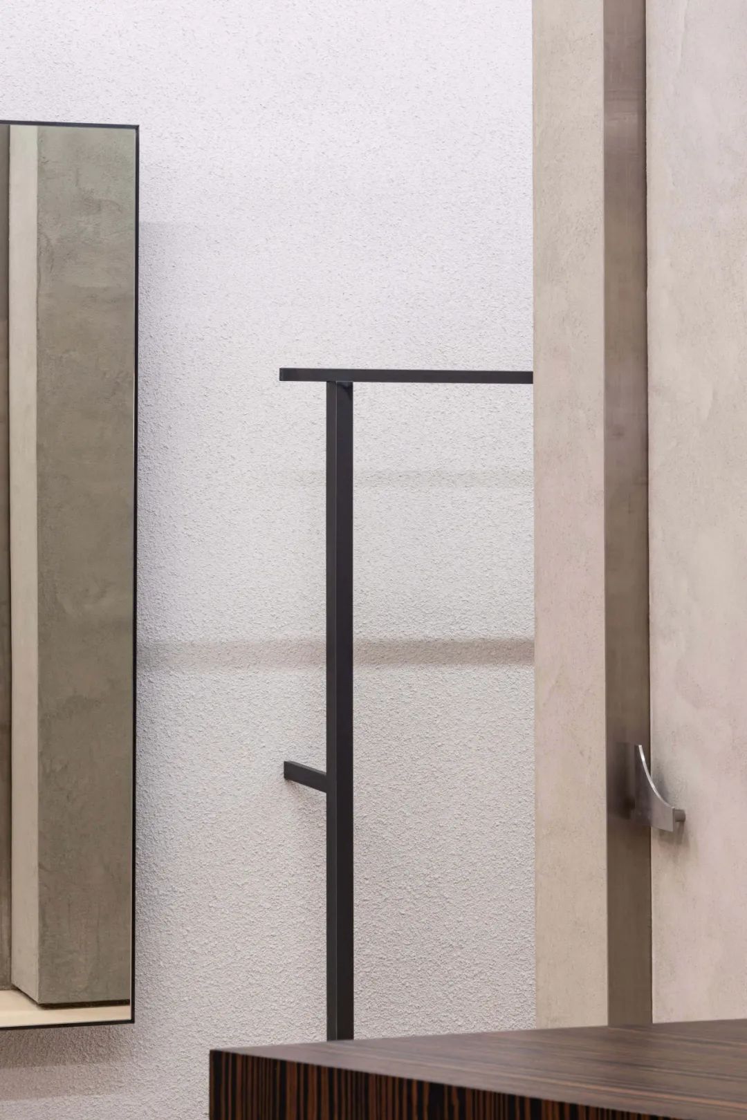 首尔 Coor 极简服装店设计丨韩国首尔丨Unravel-11