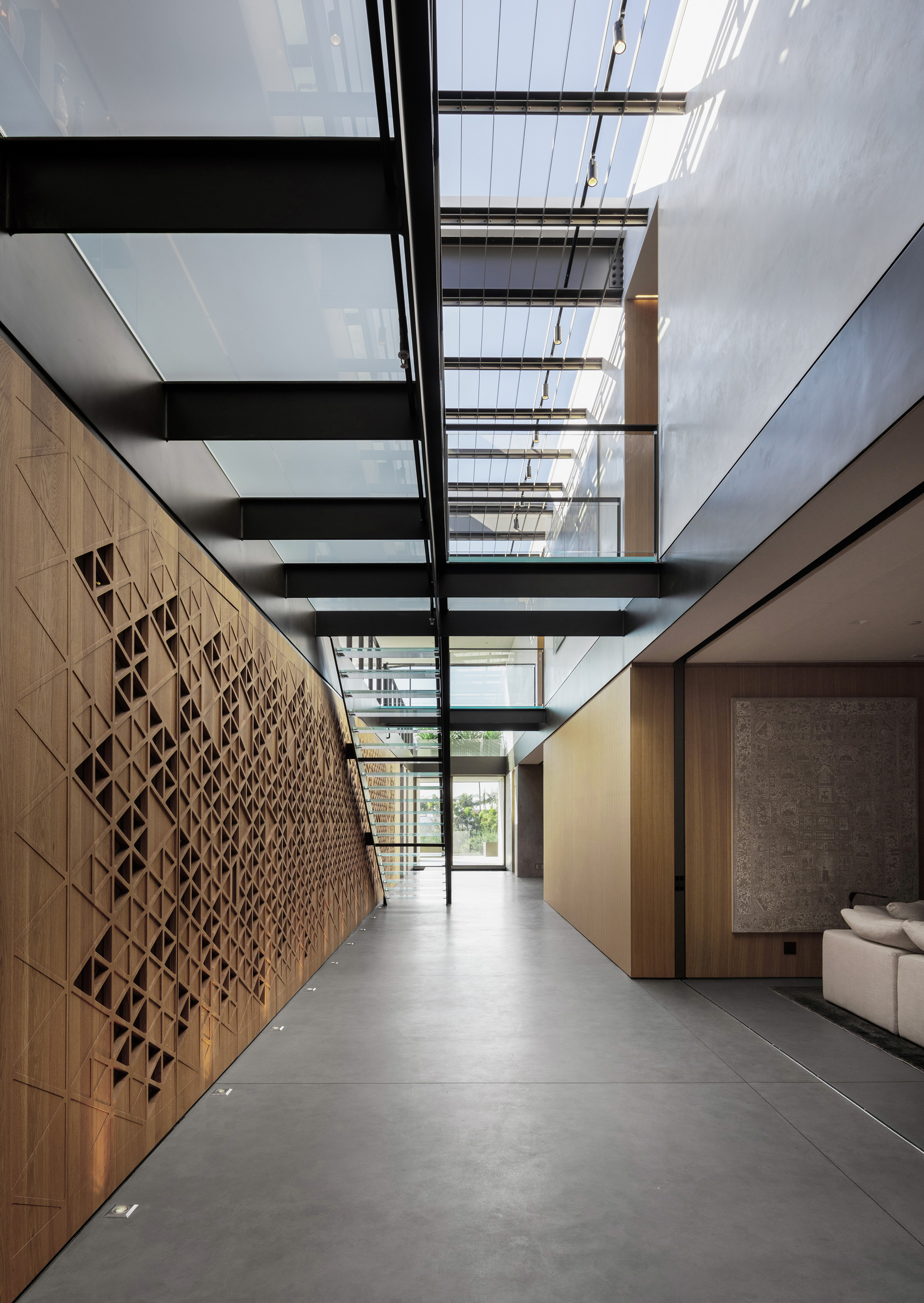 夜莺之翼 · 铜别墅的巧妙设计-4