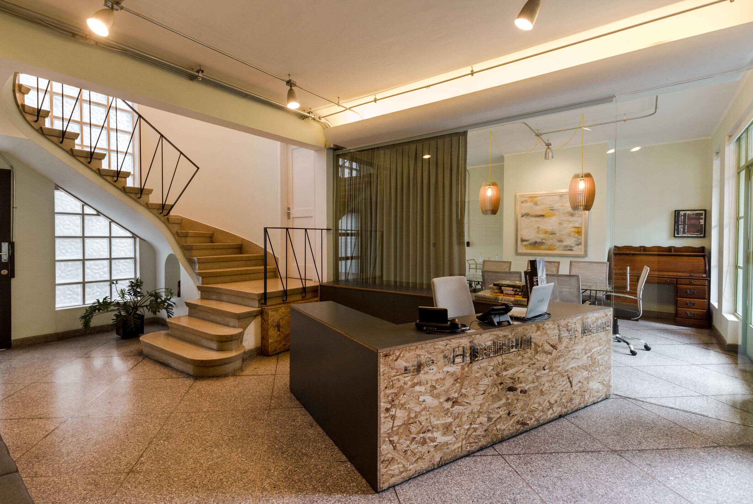 墨西哥城 40 年代老宅变身时尚办公空间-23