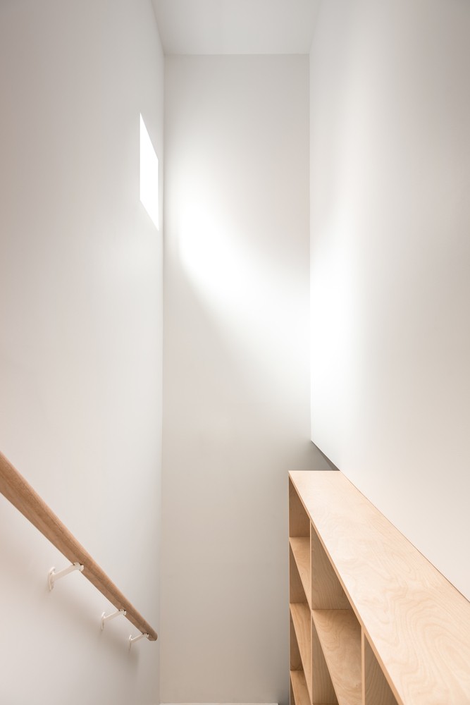 温哥华 Yew House 传统住宅翻新，现代阁楼风格融合复古元素-11