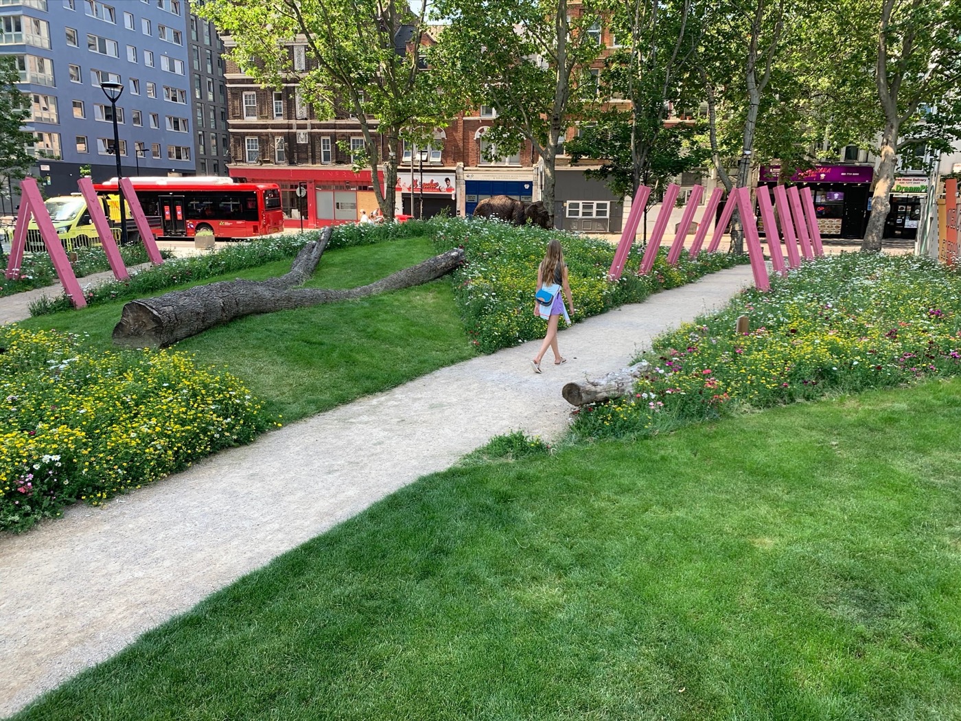 伦敦 Elephant Park 绿色空间重生 | Sayer Street 与 The Meadow-34