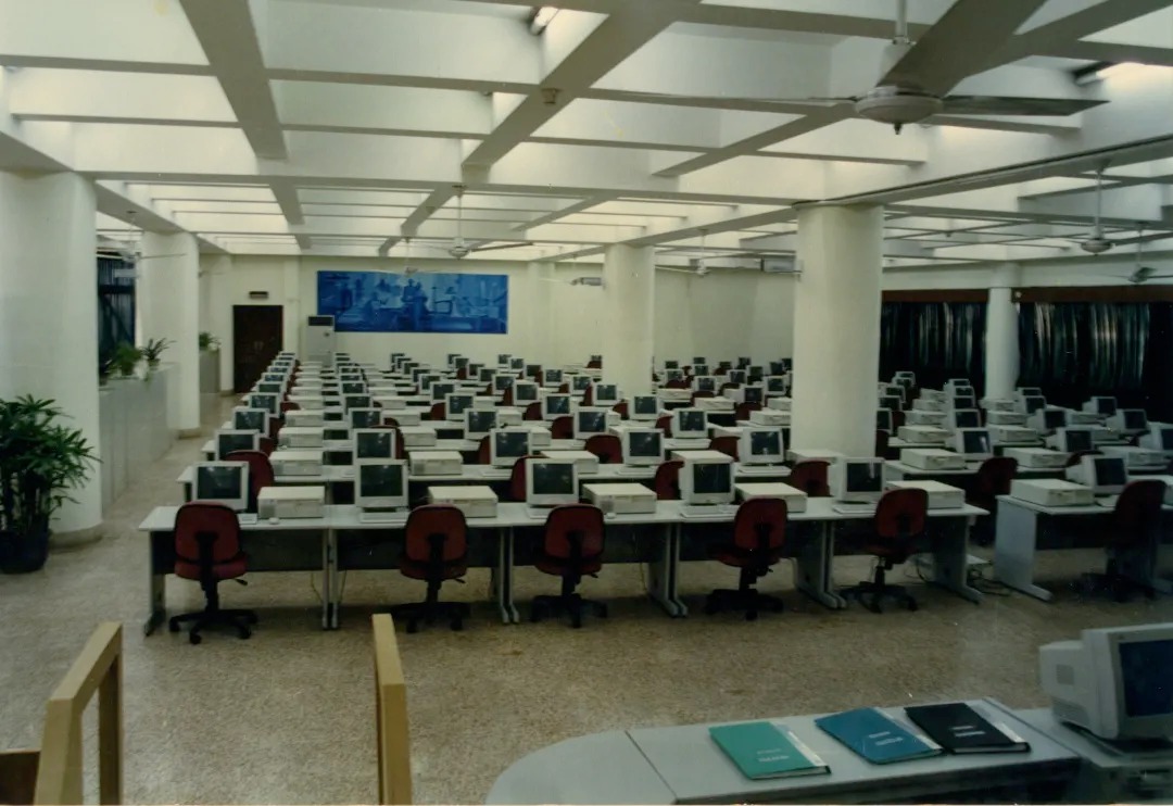 交大包玉刚图书馆空间改造设计丨中国上海丨上海交通大学奥默默工作室-4