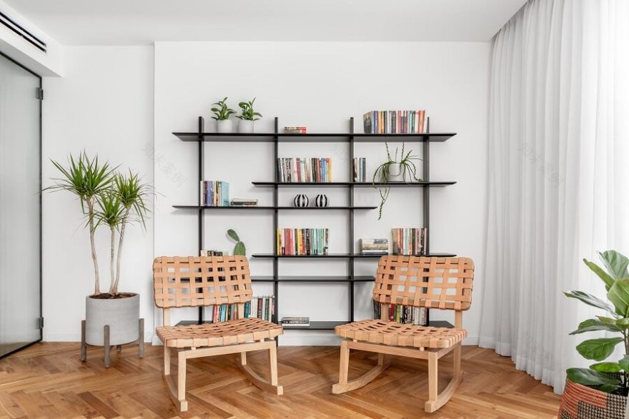 100 מר בתל אביב: המעצב של החבר שלי, מעצב שלי. - WALLS : WALLS-12