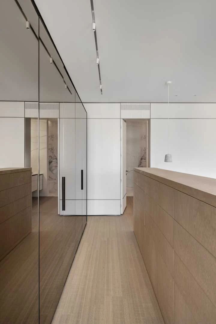 顶层简奢大宅丨Aviram Kushmirski 设计工作室-42