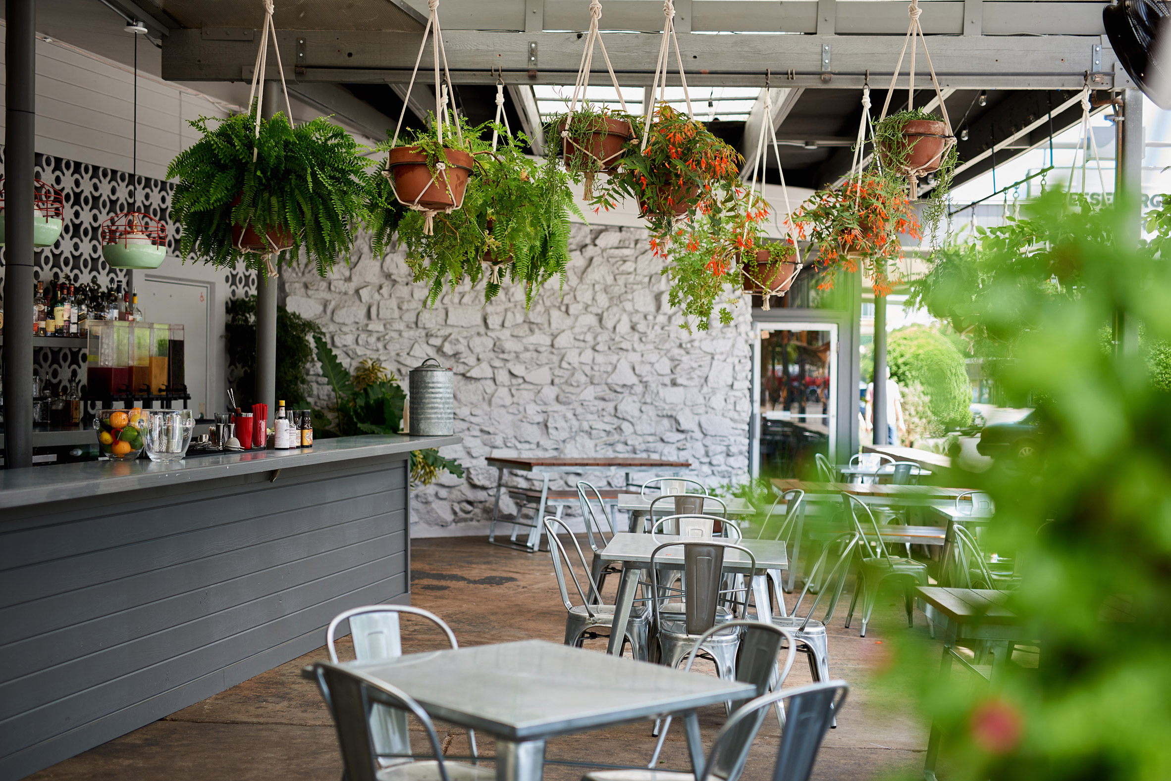 Austin Motel receives 1950s makeover from Liz Lambert-14