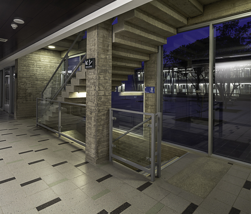 智利圣地亚哥贫困社区新市政厅建筑-37