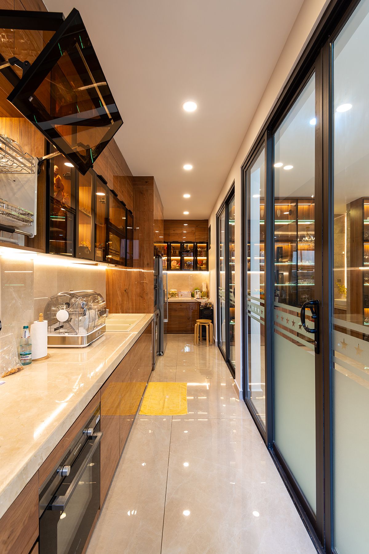 风和日丽的新家 · Phú Mỹ Hưng 三层住宅设计-22