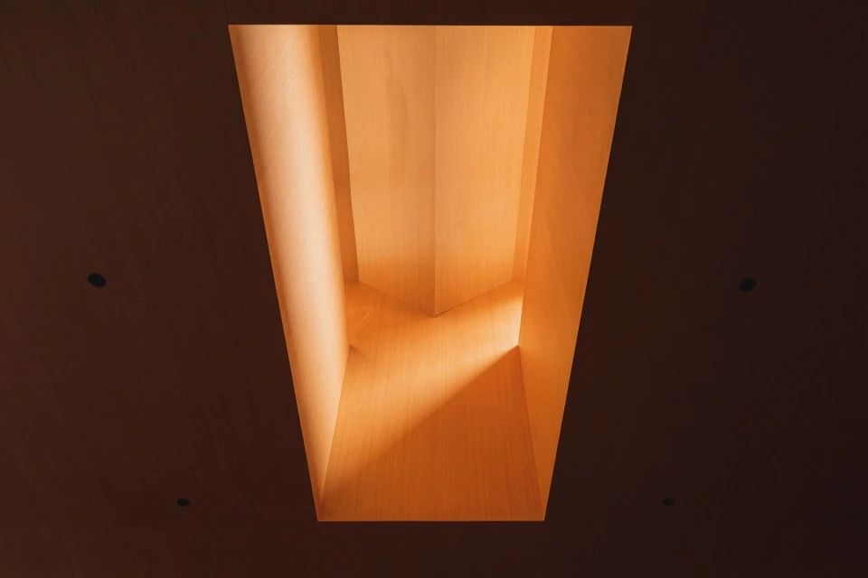 流动与稳定之间的最佳平衡点   sanga山河日料餐厅  nsaaa-68