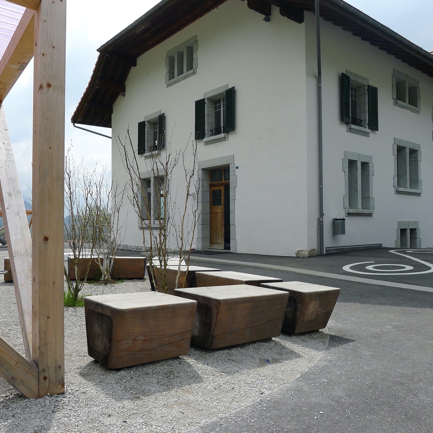 瑞士 Estavannens 学校庭院景观设计丨VWA-13