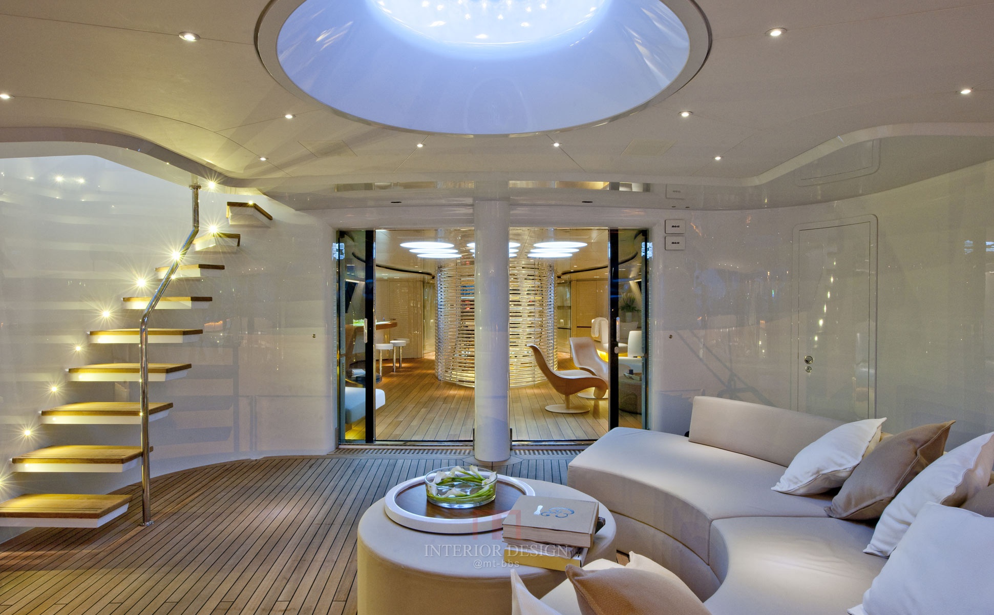 YAC    诺曼福 斯特  意大利某游艇设计-12