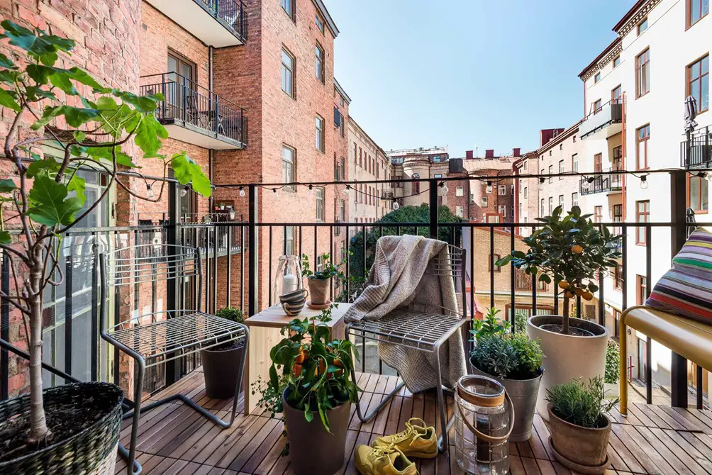 砖拱卧室的活力黄 | 打破中性空间的完美平衡-29