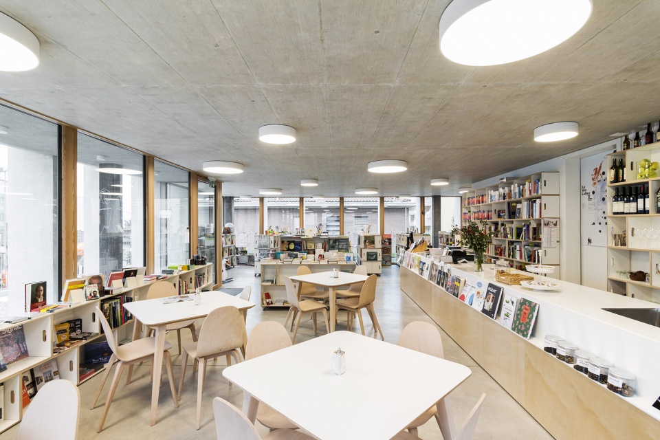 创新模块化设计 | 瑞士 TORRE D’ANGOLO 学习中心-25